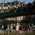 Parisians seek refuge from heatwave in air-conditioned hotels